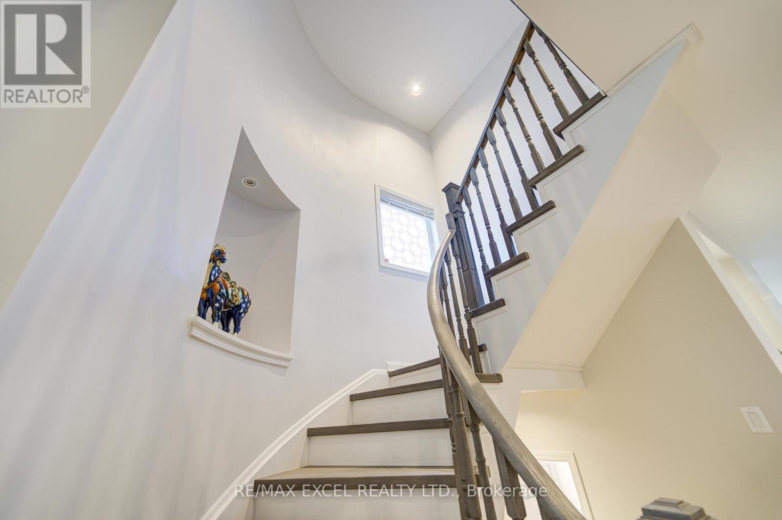 6 Sapphire Drive, Richmond Hill, Ontario  L4S 2E4 - Photo 23 - N13734186