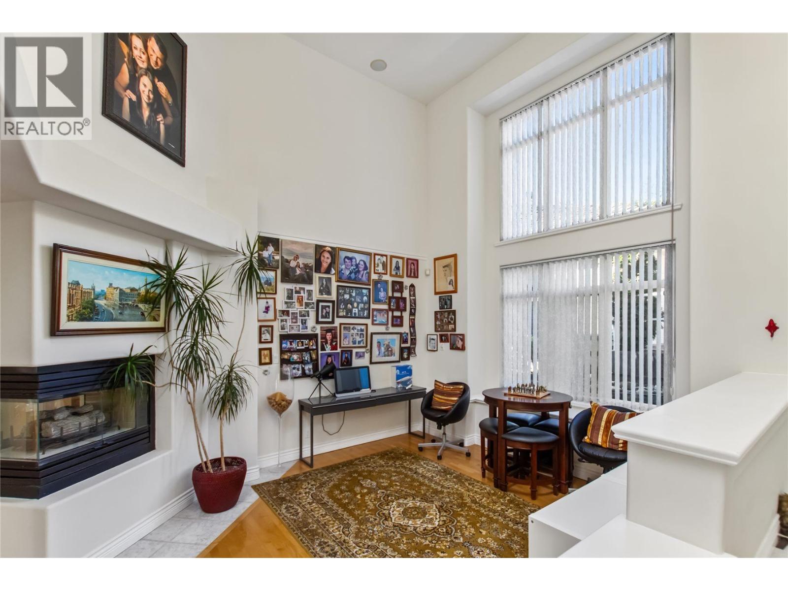 3866 Michener Way, North Vancouver, British Columbia  V7K 3C7 - Photo 6 - R3160565