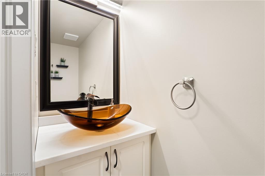 42 Green Valley Drive Unit# 65, Kitchener, Ontario  N2P 2J7 - Photo 5 - 40856840