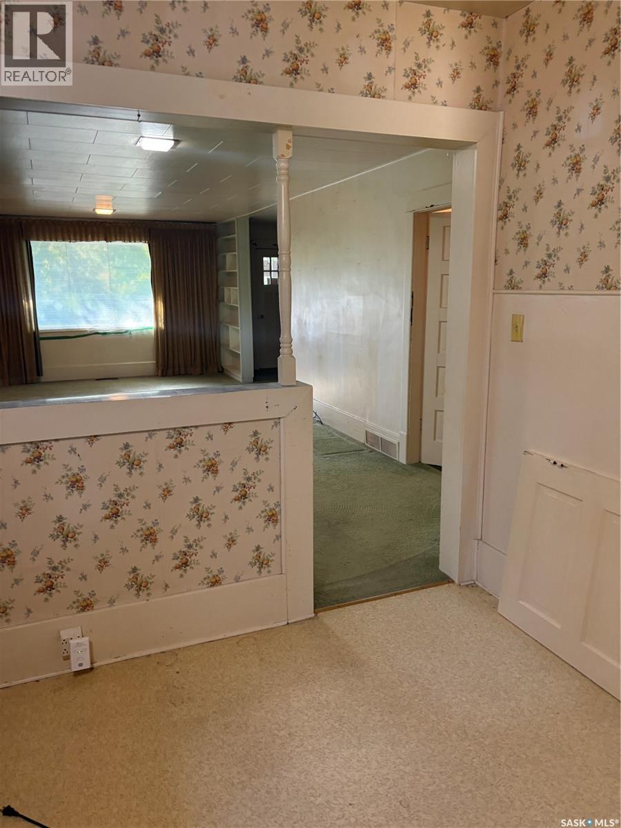 214 West AVENUE photo 6