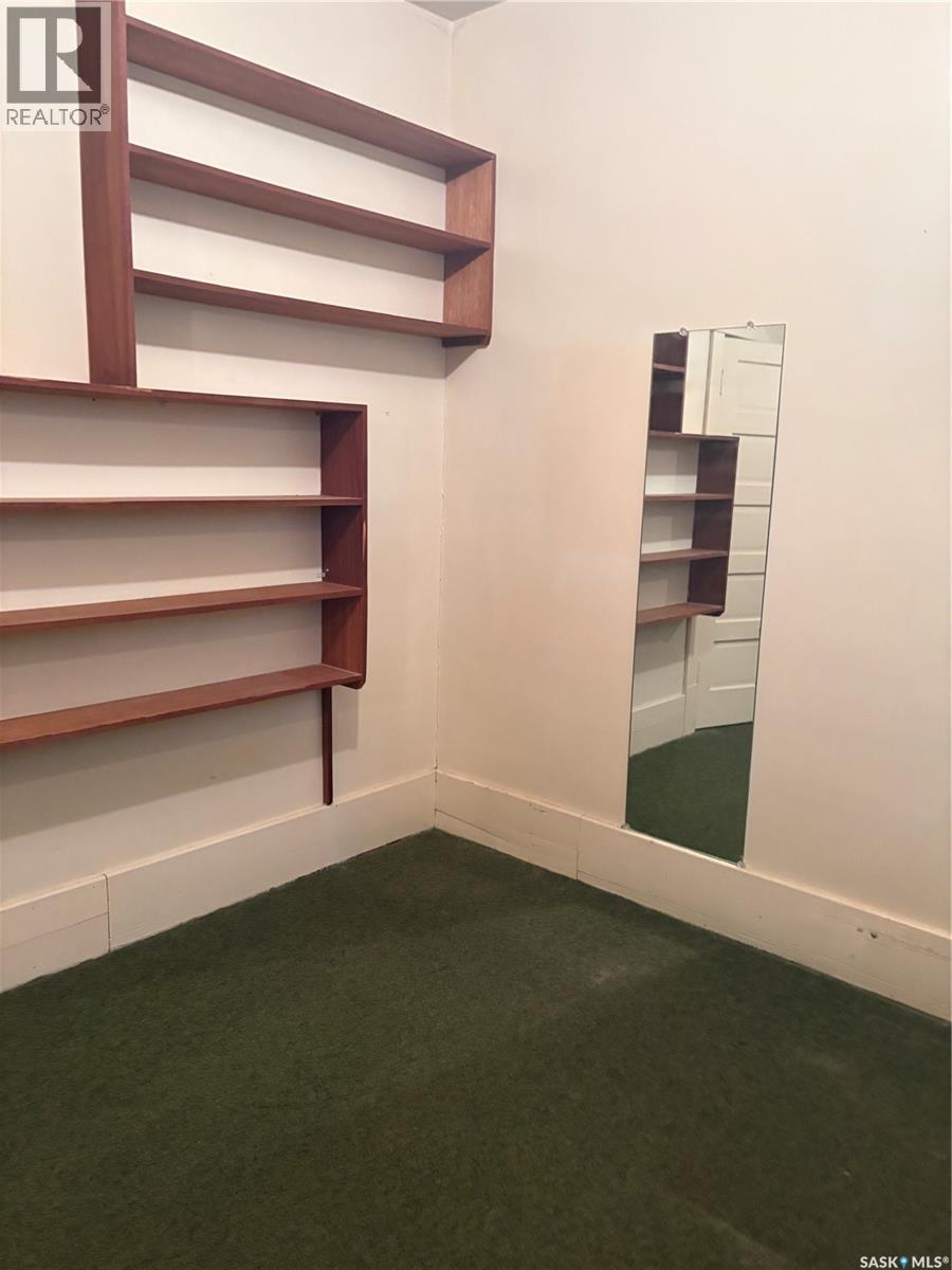 214 West AVENUE photo 22