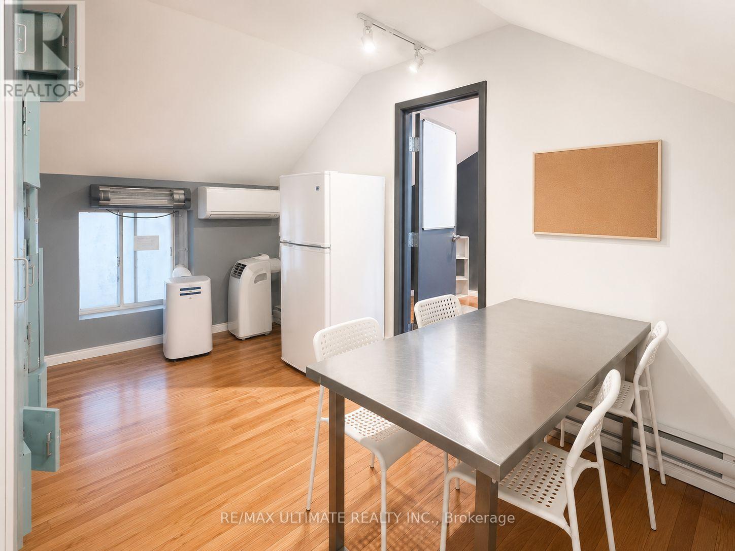 749 Queen Street W, Toronto, Ontario  M6J 1G1 - Photo 11 - C13733954