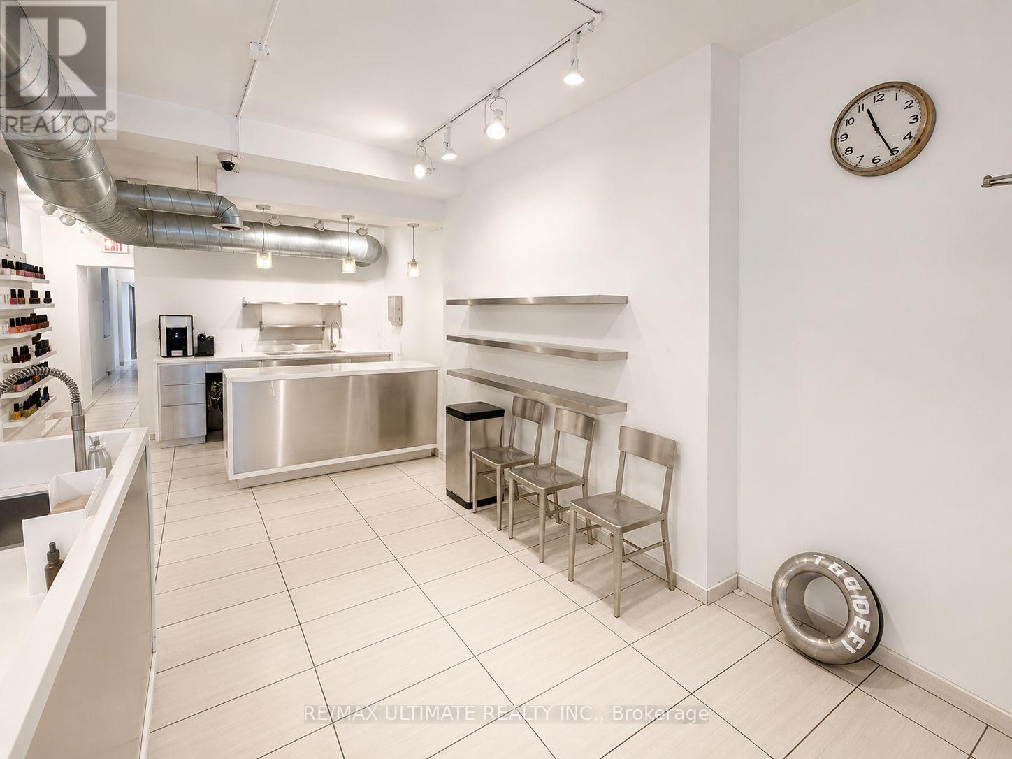 749 Queen Street W, Toronto, Ontario  M6J 1G1 - Photo 5 - C13733954