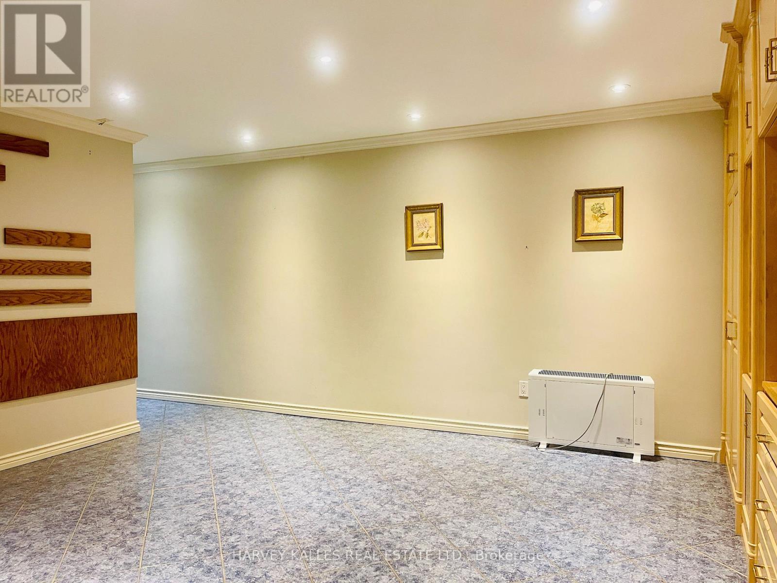 Lower - 1538 Davenport Road, Toronto, Ontario  M6H 2J1 - Photo 13 - W13734158