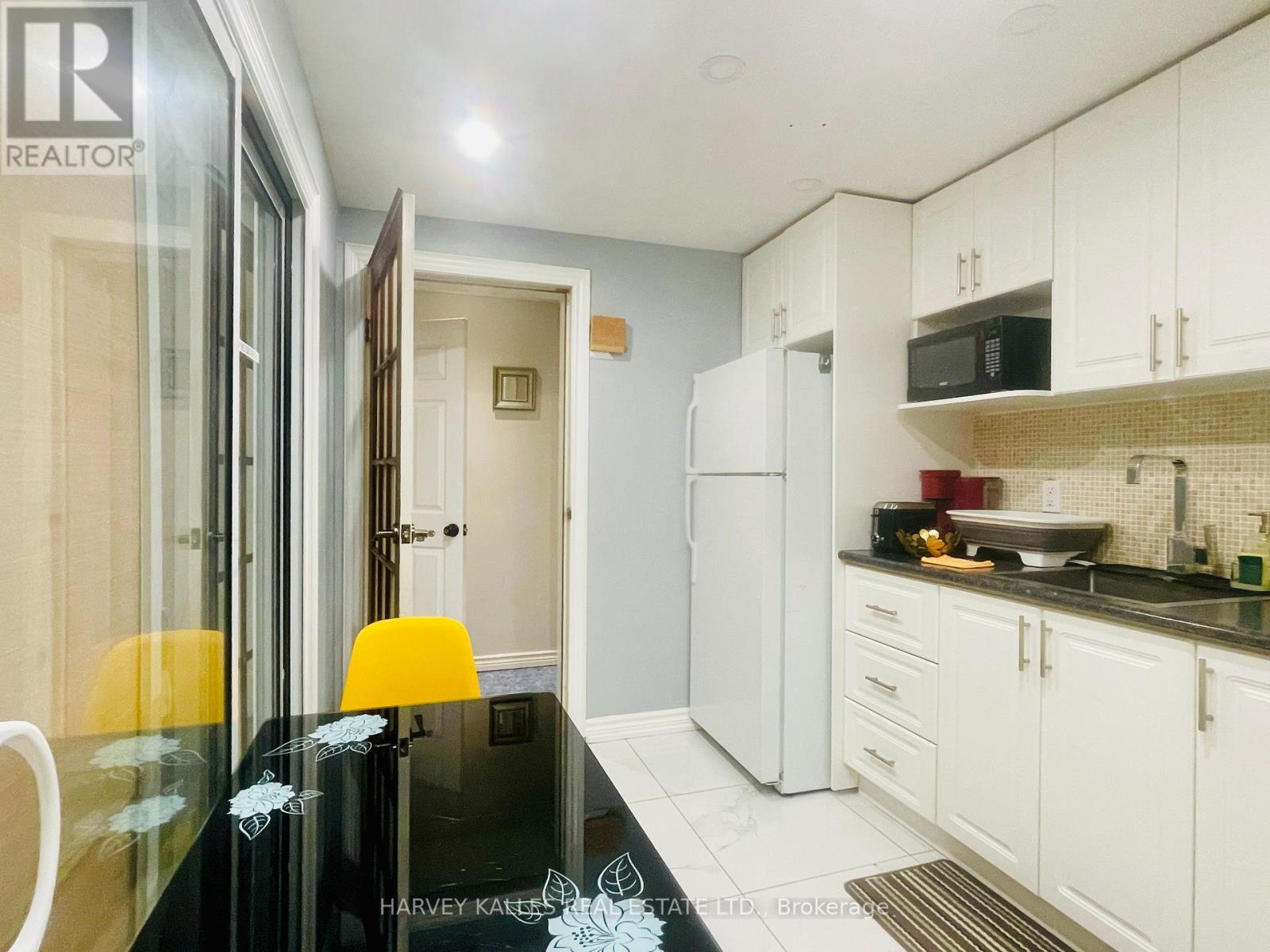 Lower - 1538 Davenport Road, Toronto, Ontario  M6H 2J1 - Photo 8 - W13734158