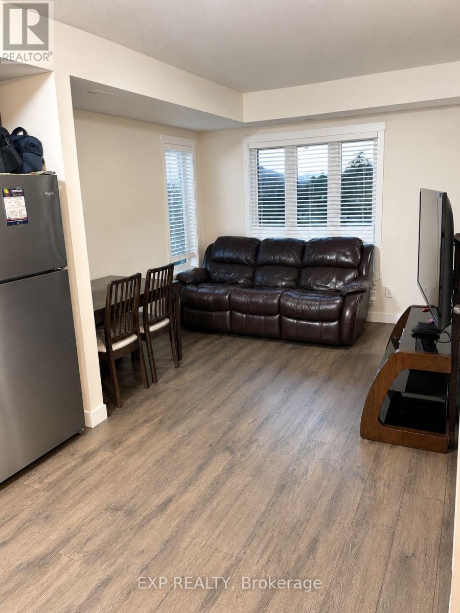 C14 - 160 Rochefort Street, Kitchener, Ontario  N2R 0P5 - Photo 4 - X13734164
