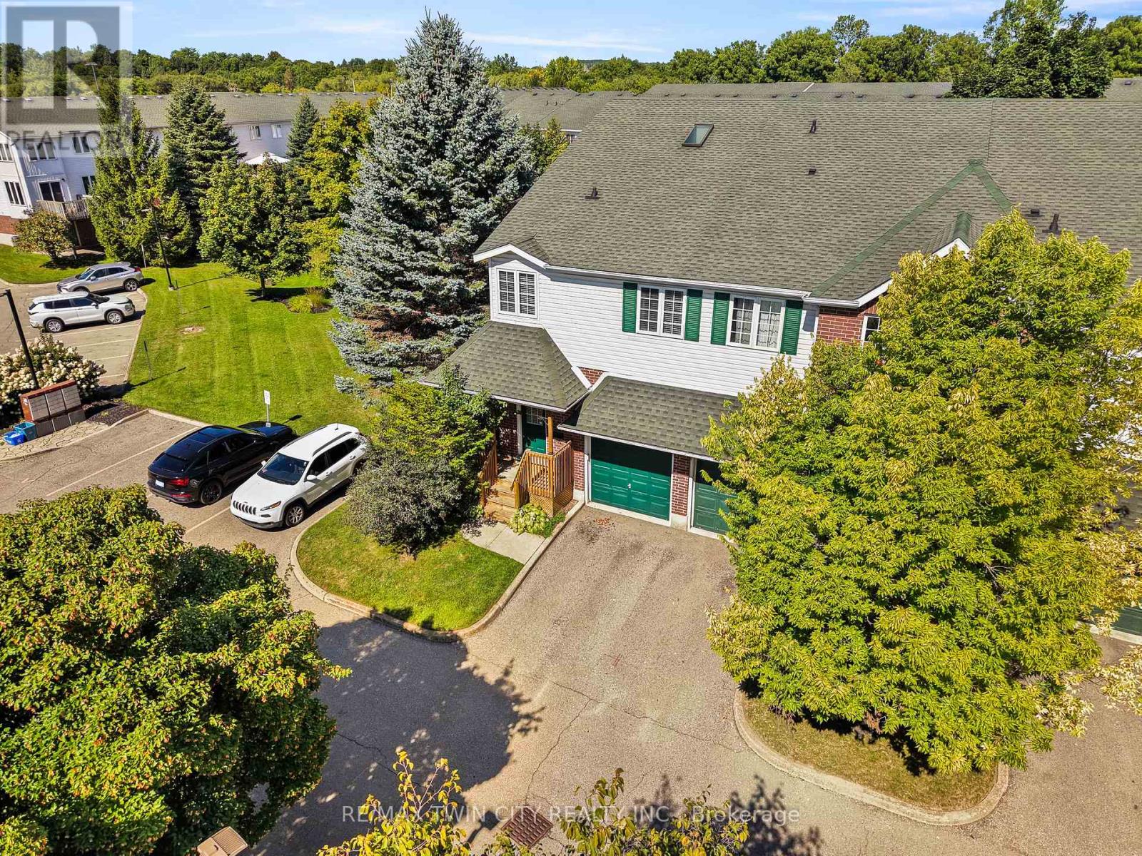 65 - 42 GREEN VALLEY DRIVE, Kitchener, Ontario