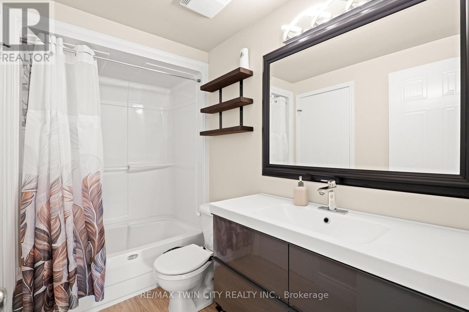 65 - 42 Green Valley Drive, Kitchener, Ontario  N2P 2J7 - Photo 23 - X13734196
