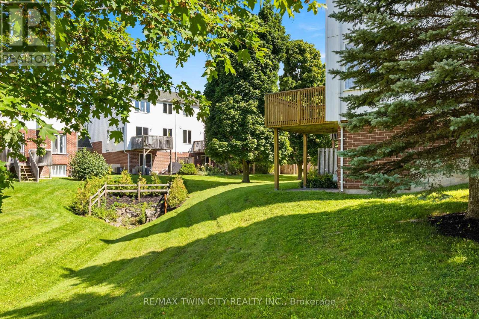 65 - 42 Green Valley Drive, Kitchener, Ontario  N2P 2J7 - Photo 36 - X13734196
