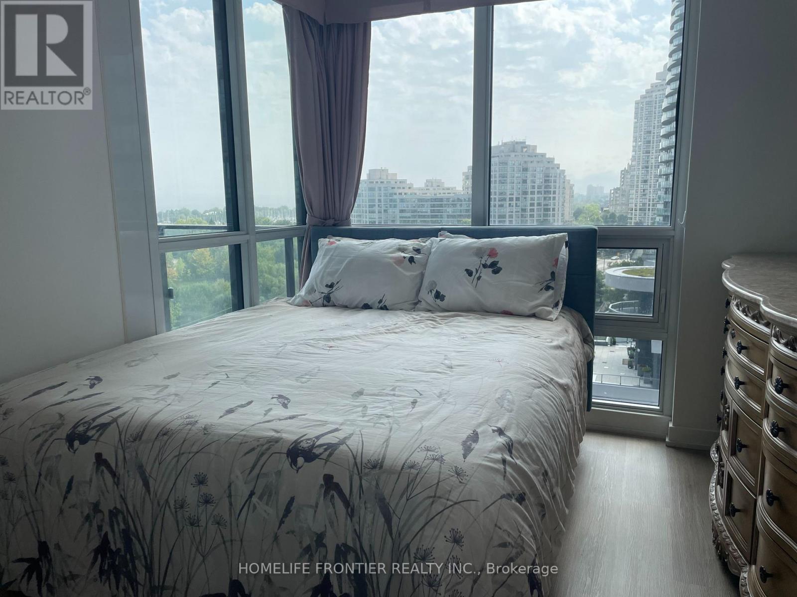 1001 - 2200 Lakeshore Boulevard W, Toronto, Ontario  M8V 1A4 - Photo 11 - W13733706
