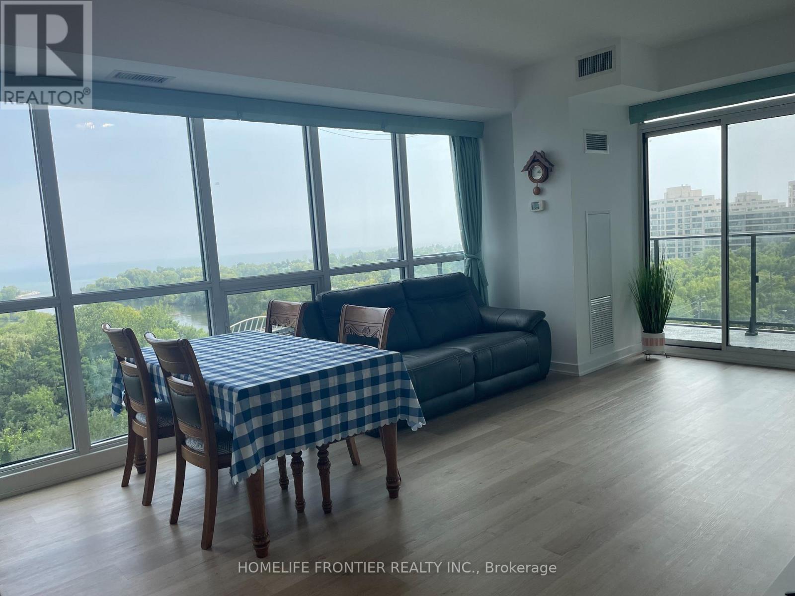 1001 - 2200 Lakeshore Boulevard W, Toronto, Ontario  M8V 1A4 - Photo 9 - W13733706