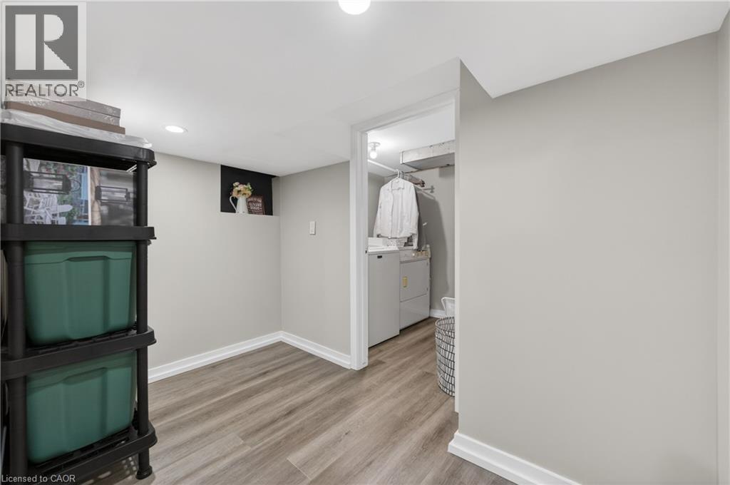 88 Page Street, St. Catharines, Ontario  L2R 4A9 - Photo 33 - 40858811
