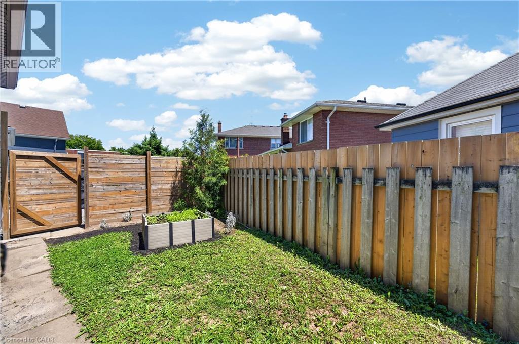 88 Page Street, St. Catharines, Ontario  L2R 4A9 - Photo 39 - 40858811