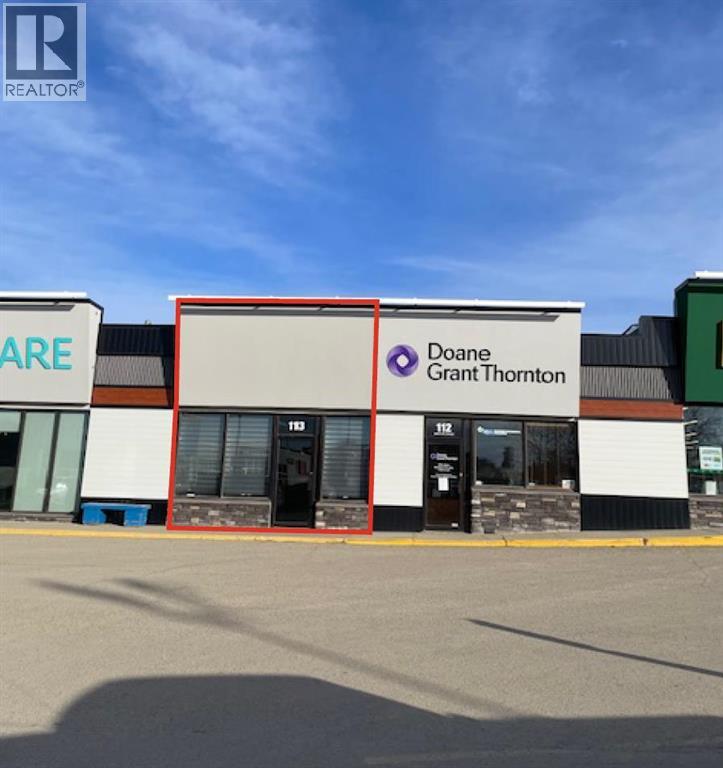 113, 4804, 50 Street, Innisfail, Alberta