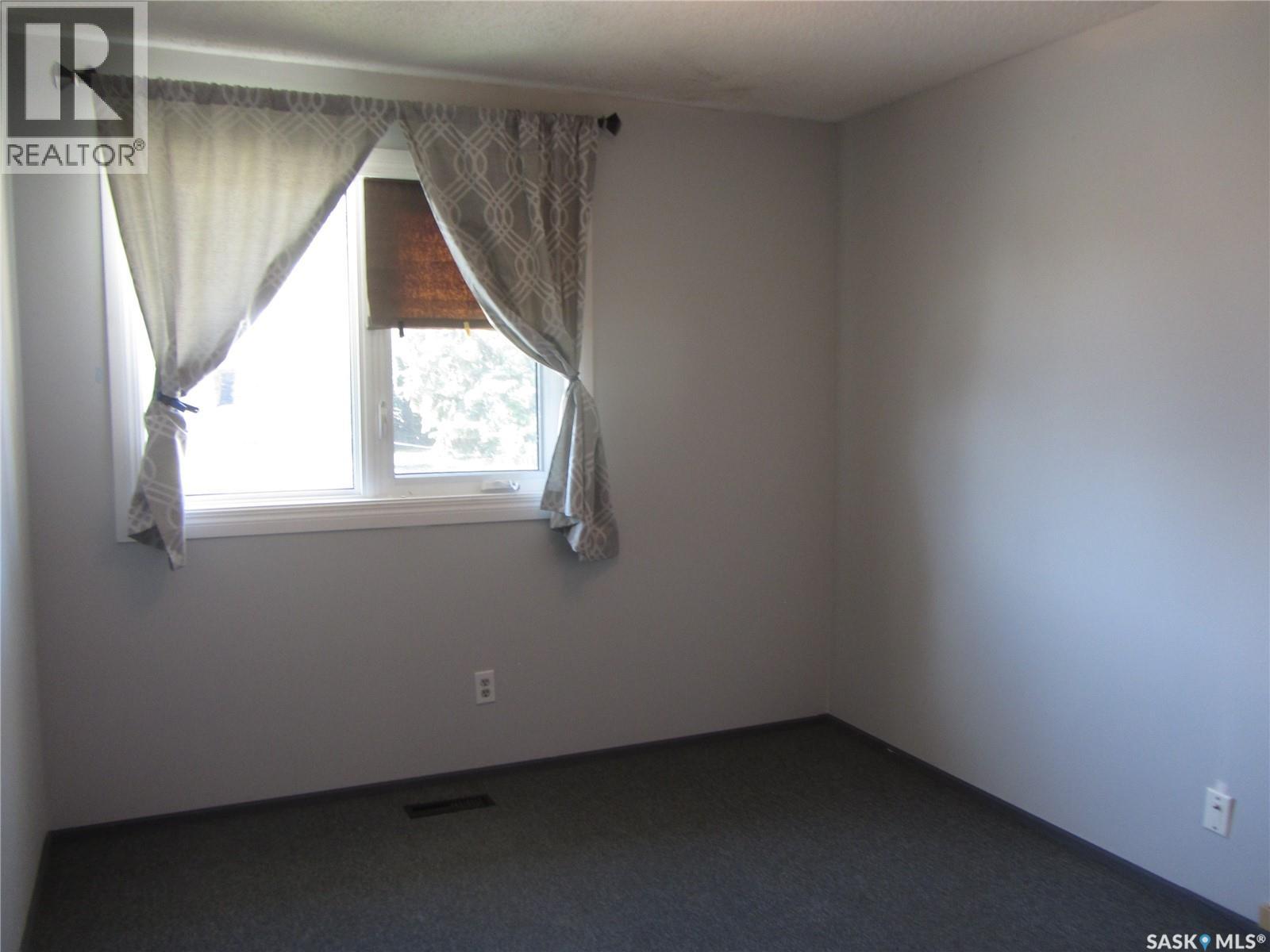 603 Christopher Way, Saskatoon, Saskatchewan  S7J 3S3 - Photo 10 - SK047175