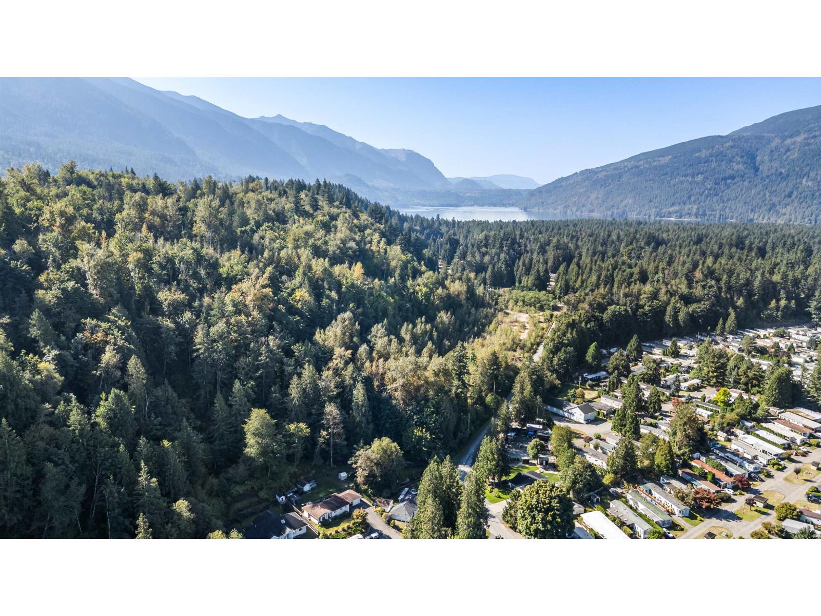 45942 Sleepy Hollow Road, Cultus Lake East, Cultus Lake, British Columbia  V2R 5A8 - Photo 37 - R3143763