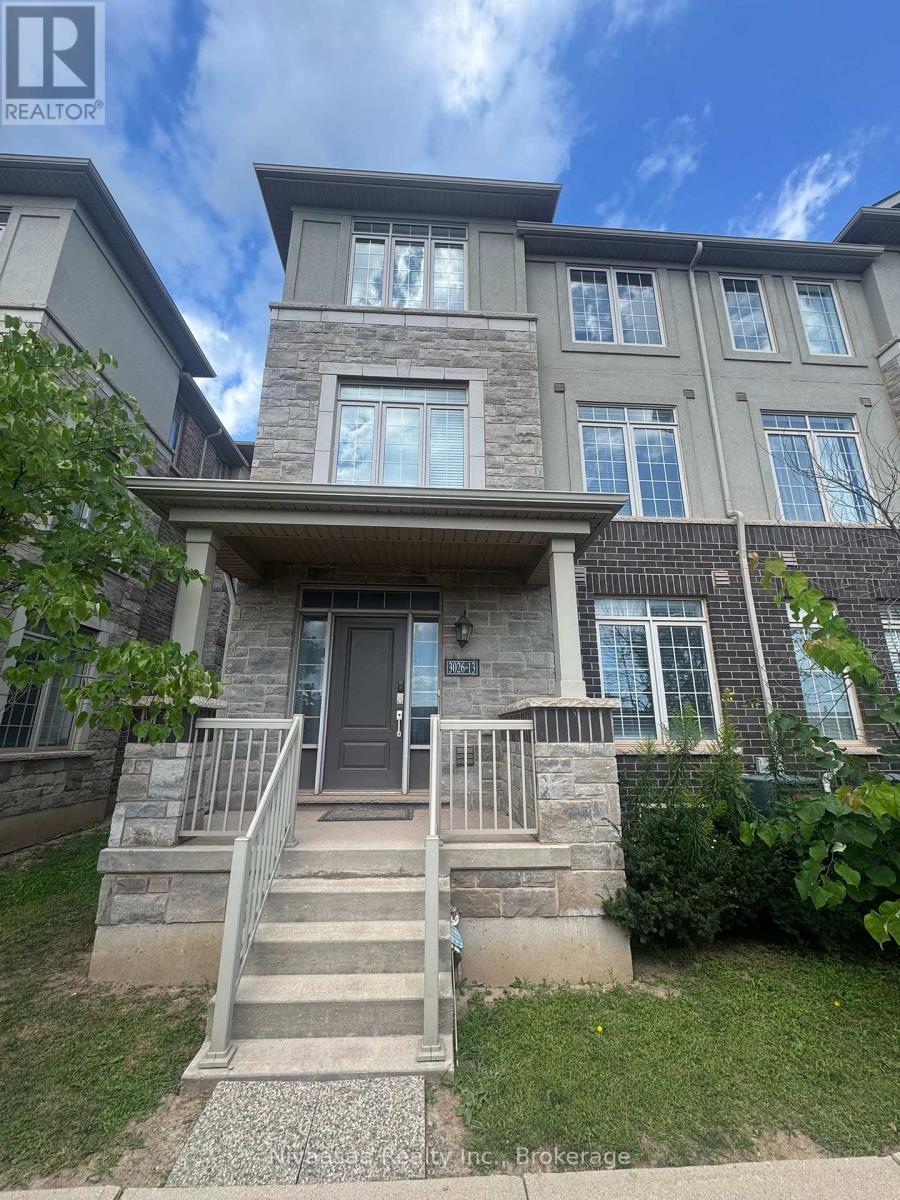 13 - 3026 POSTRIDGE DRIVE, Oakville, Ontario