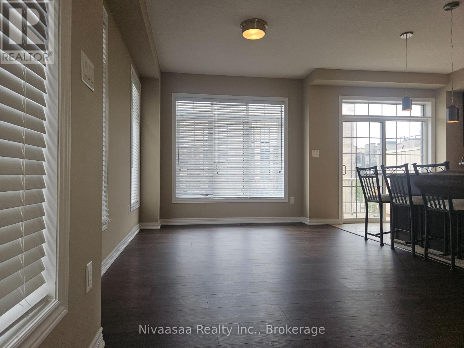 13 - 3026 Postridge Drive, Oakville, Ontario  L6H 7E3 - Photo 10 - W13734282