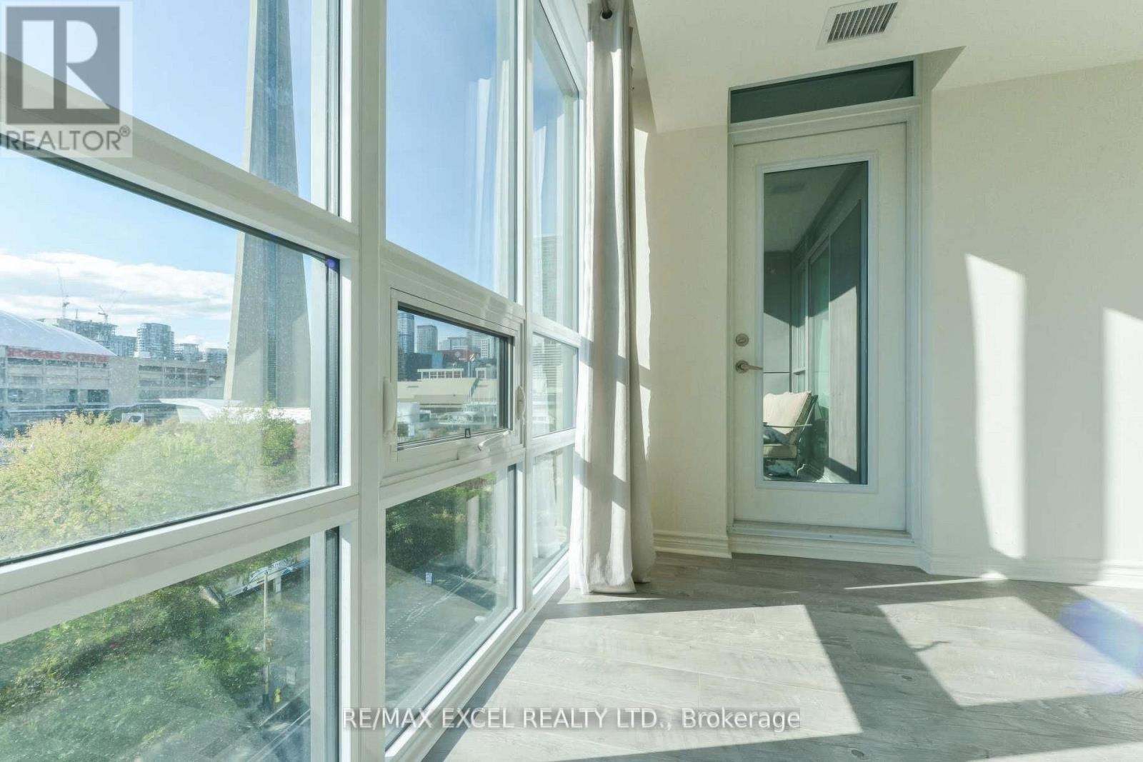 815 - 25 Lower Simcoe Street, Toronto, Ontario  M5J 3A1 - Photo 3 - C13734238