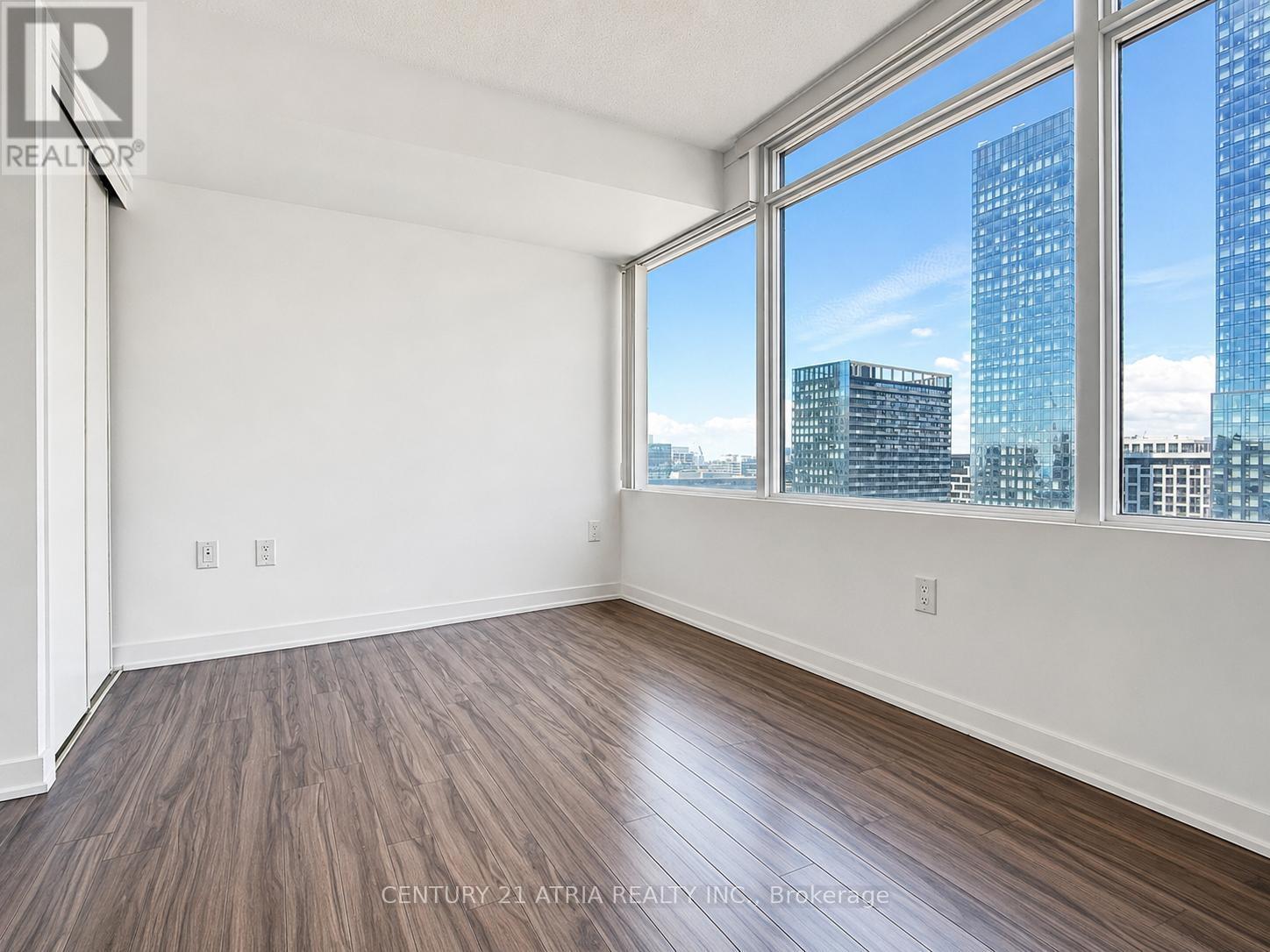 2116 - 25 Telegram Mews, Toronto, Ontario  M5V 3Z1 - Photo 4 - C13734286