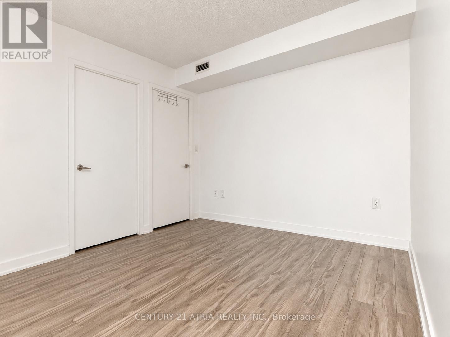 2116 - 25 Telegram Mews, Toronto, Ontario  M5V 3Z1 - Photo 5 - C13734286
