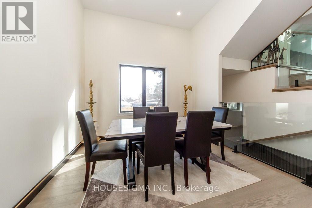475 Wilson Road N, Oshawa, Ontario  L1G 6E8 - Photo 3 - E13734298