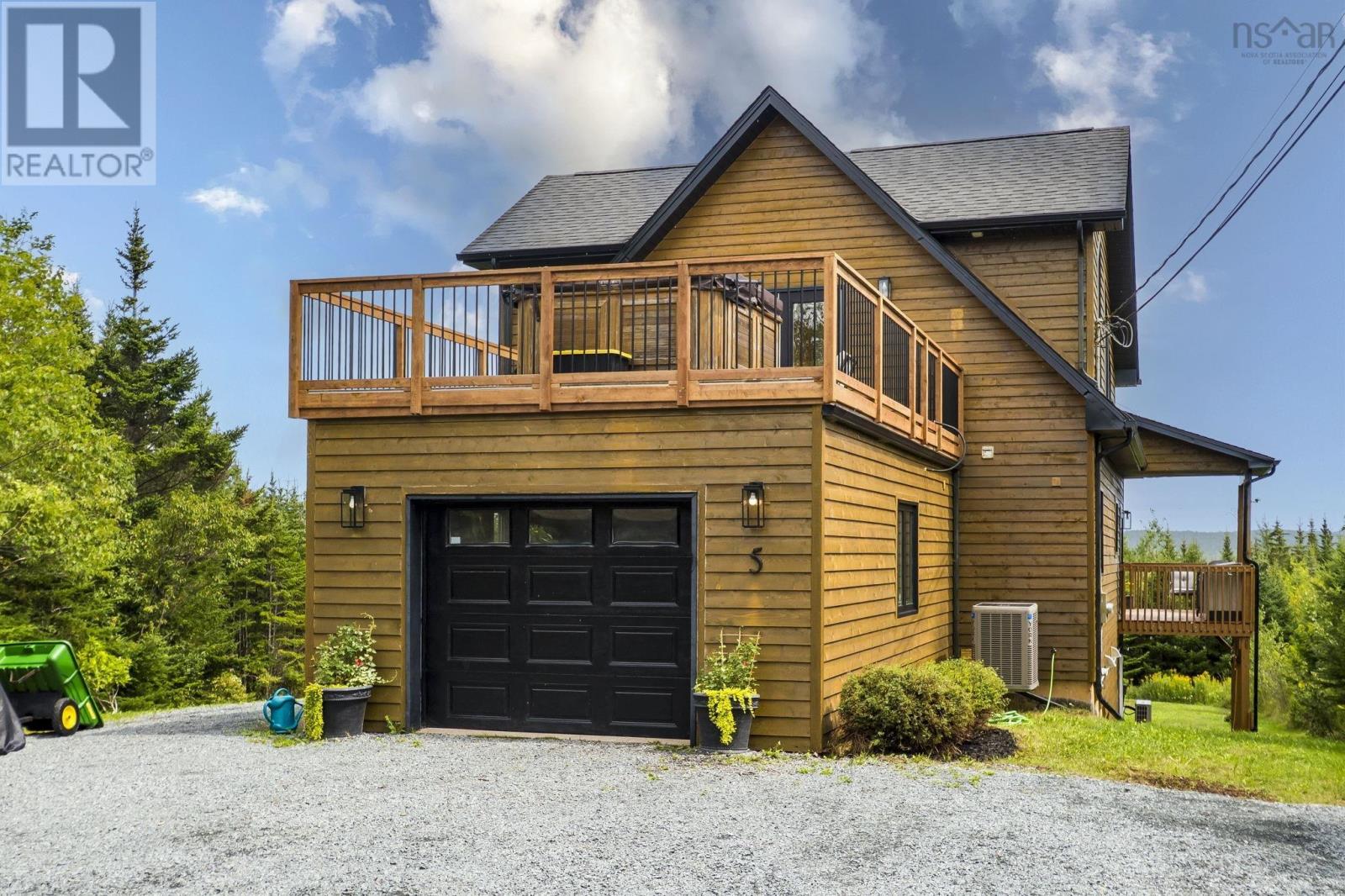 5 Evergreen Crescent, West Porters Lake, Nova Scotia  B3E 1L7 - Photo 3 - 202621849