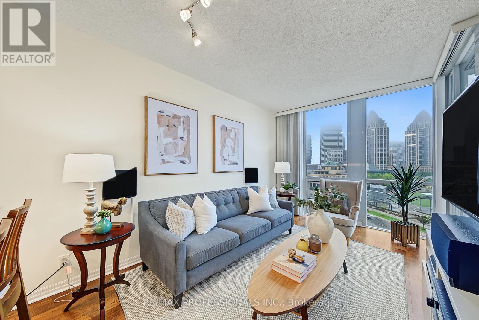 801 - 3939 DUKE OF YORK BOULEVARD, Mississauga, Ontario