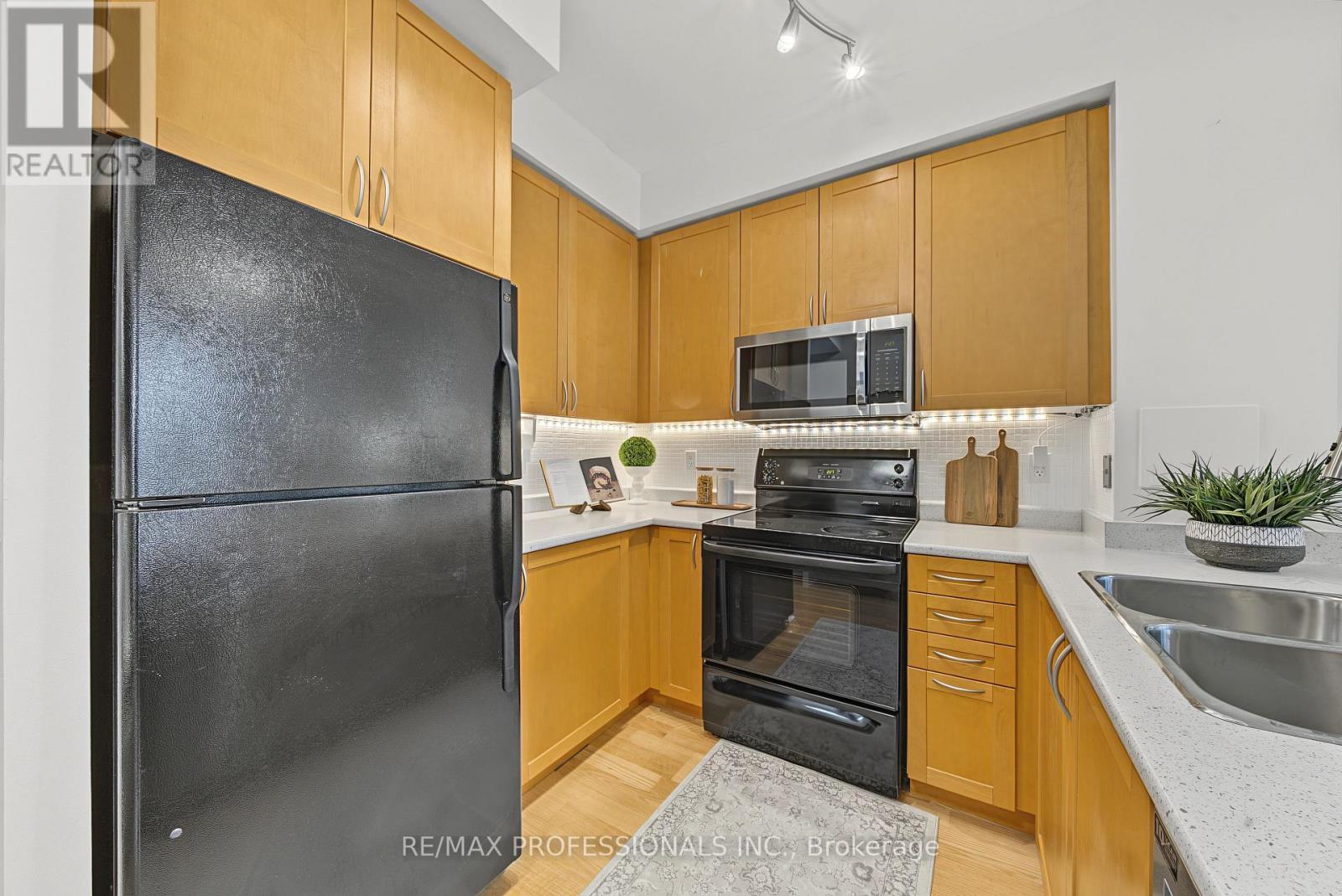 801 - 3939 Duke Of York Boulevard, Mississauga, Ontario  L5B 4N2 - Photo 8 - W13734262