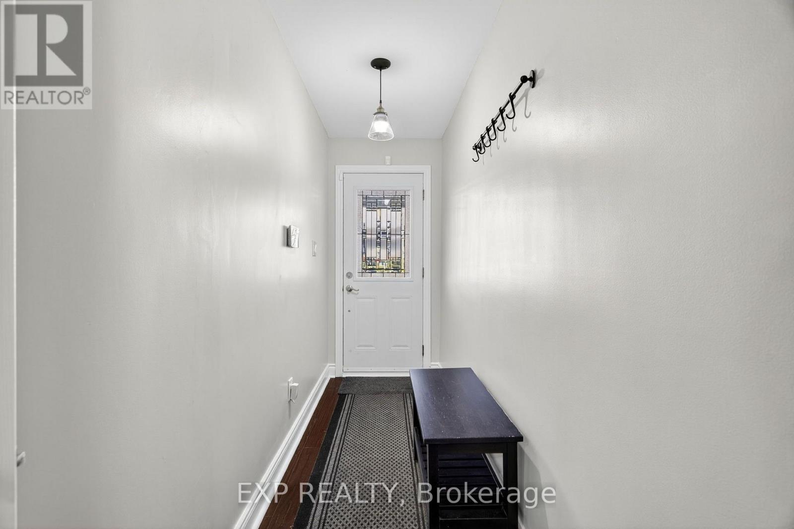 358 Mcroberts Avenue, Toronto, Ontario  M6E 4P9 - Photo 2 - W13734322