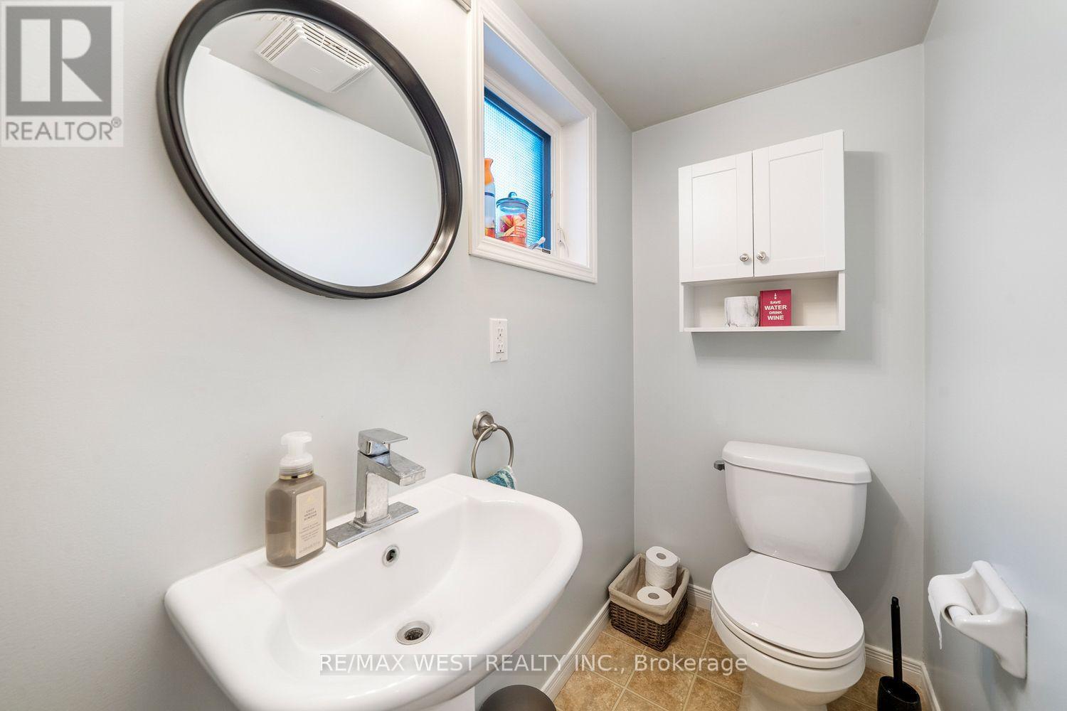 4 - 17 Cheltenham Road, Barrie, Ontario  L4M 0E7 - Photo 10 - S13703648