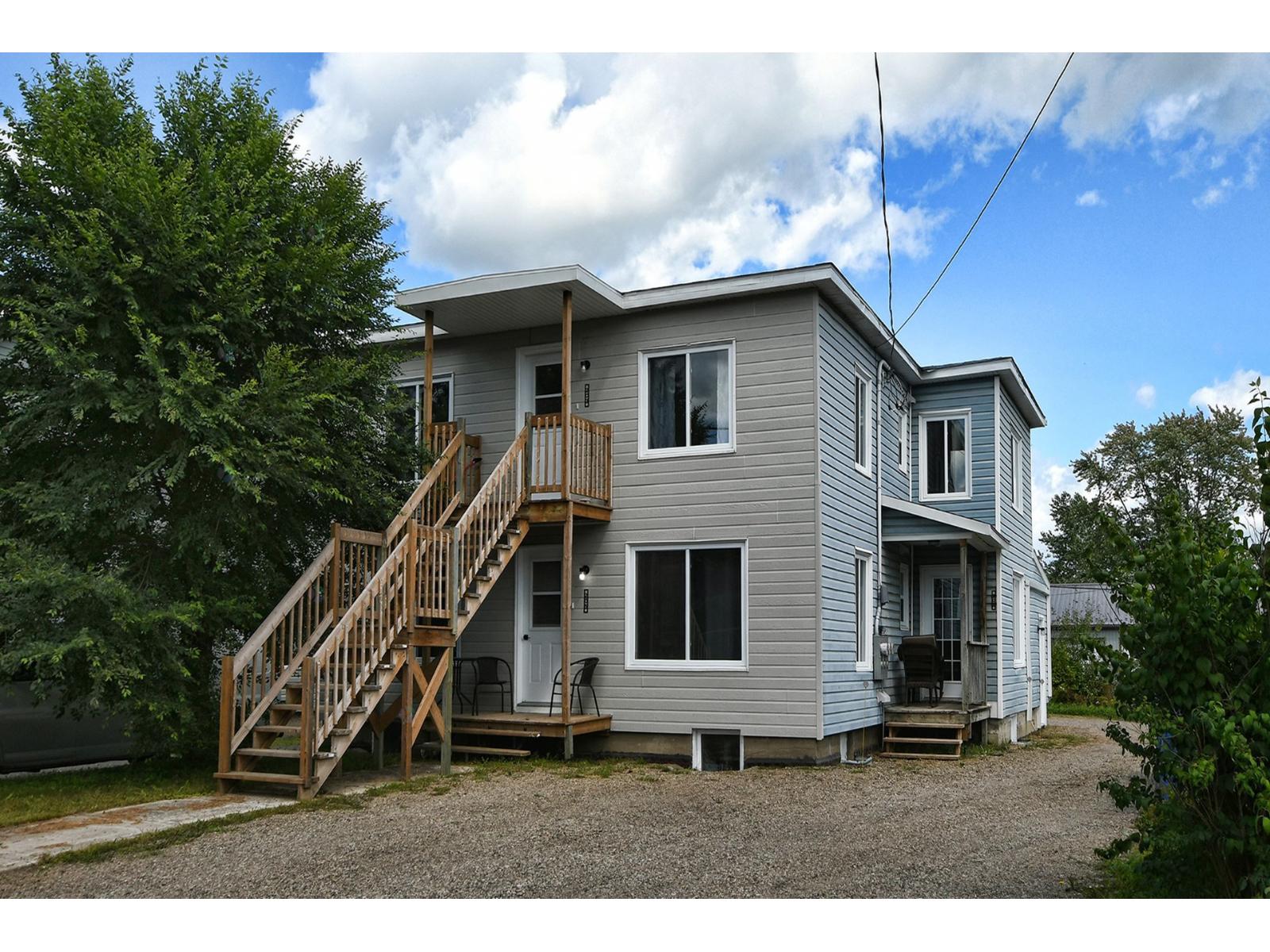 201-205 Rue Michaud Saint-Gabriel Quebec Canada J0K2N0