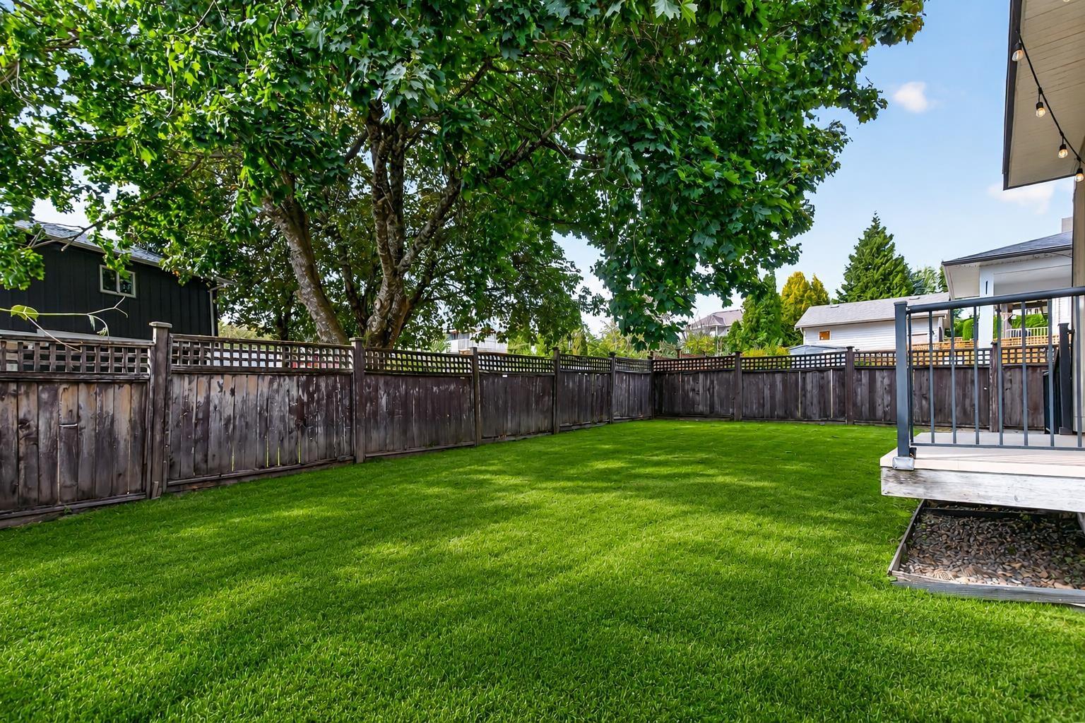 7041 198a Street, Langley, British Columbia  V2Y 3H6 - Photo 2 - R3160654