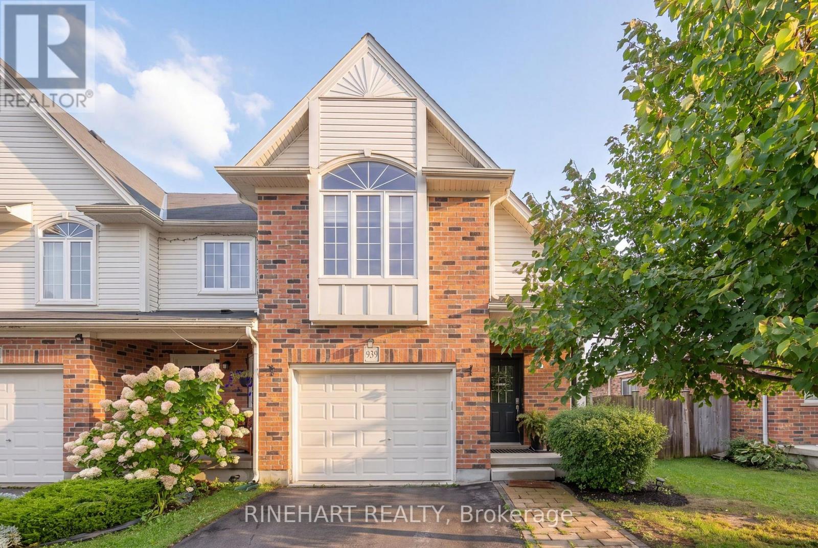 $589,900939 Silverfox Crescent, London North, Ontario