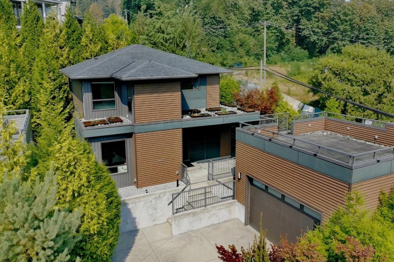 33879 Knight Avenue, Mission, British Columbia  V2V 7C7 - Photo 2 - R3160519