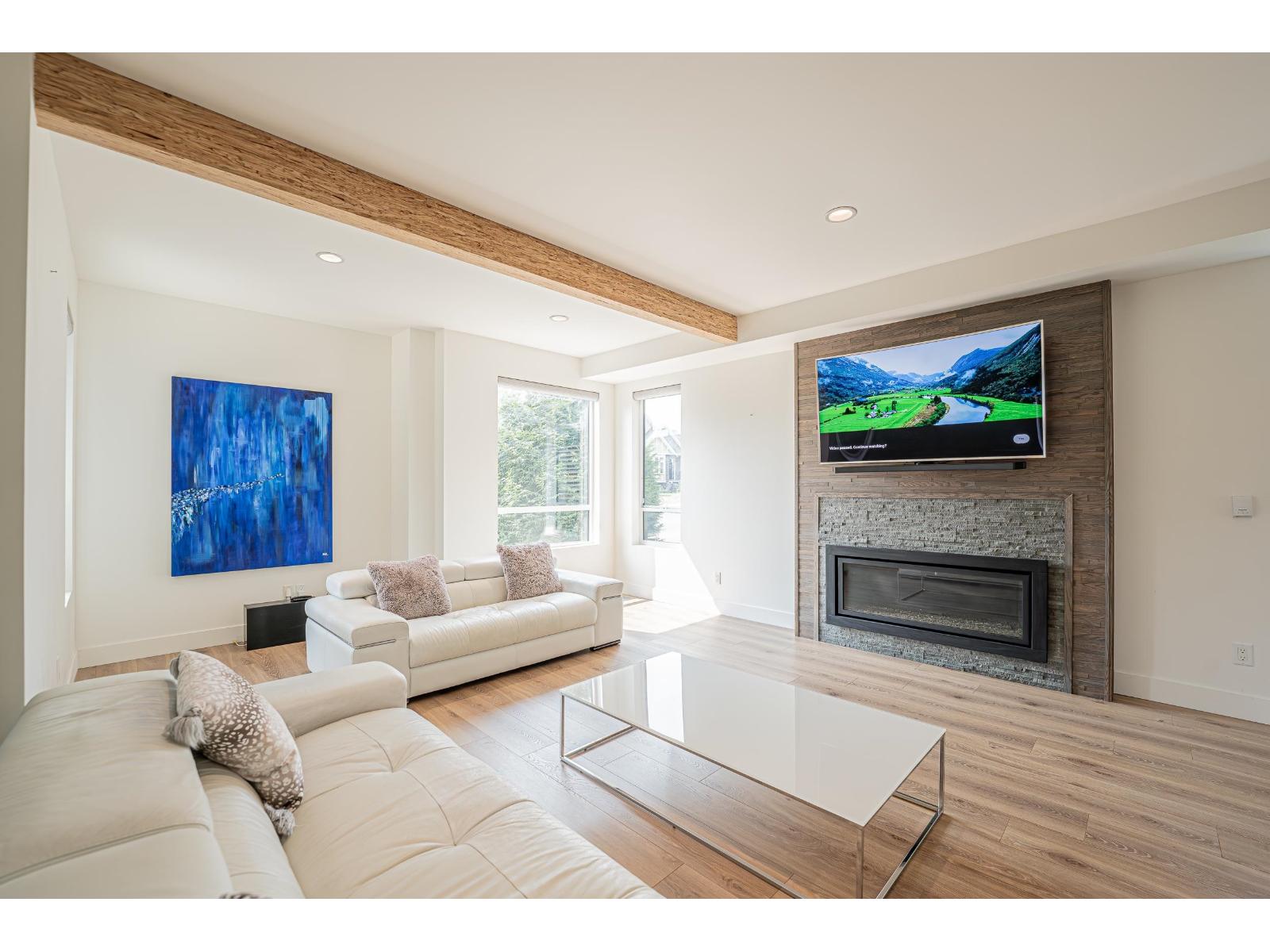 33879 Knight Avenue, Mission, British Columbia  V2V 7C7 - Photo 8 - R3160519
