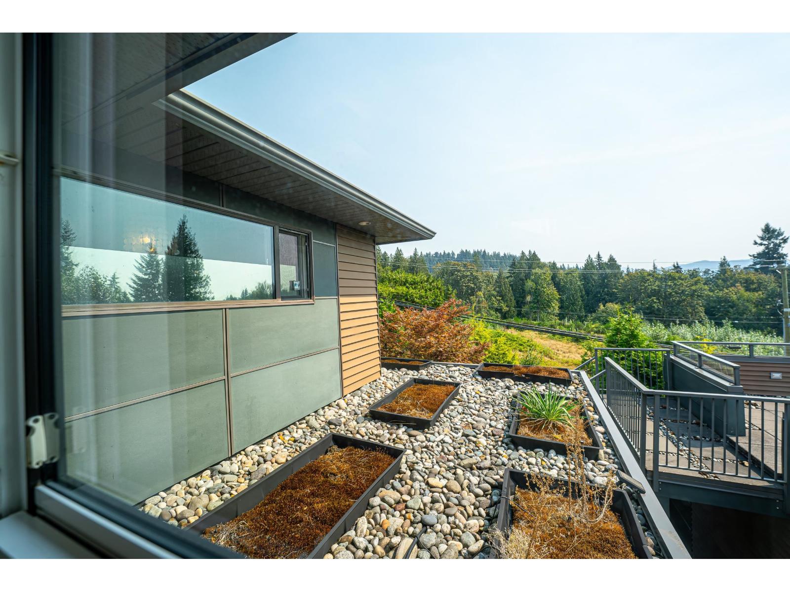 33879 Knight Avenue, Mission, British Columbia  V2V 7C7 - Photo 27 - R3160519