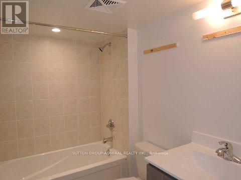 2407 - 275 Yorkland Road, Toronto, Ontario  M2J 0A7 - Photo 7 - C13734372