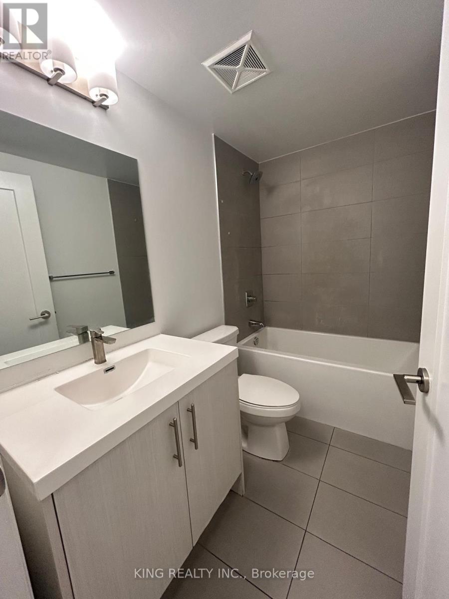 1402 - 286 Main Street, Toronto, Ontario  M4C 4X4 - Photo 13 - E13734366