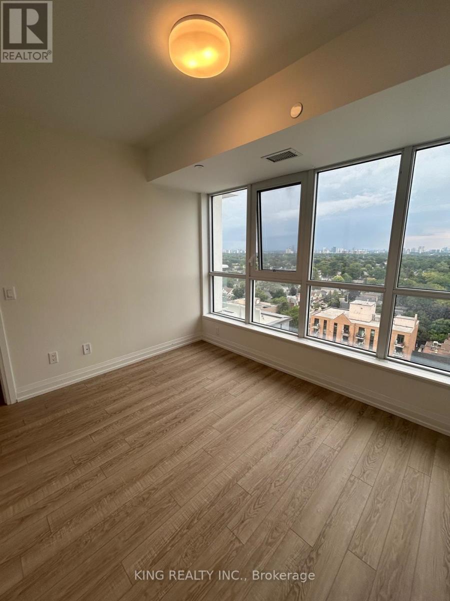 1402 - 286 Main Street, Toronto, Ontario  M4C 4X4 - Photo 4 - E13734366