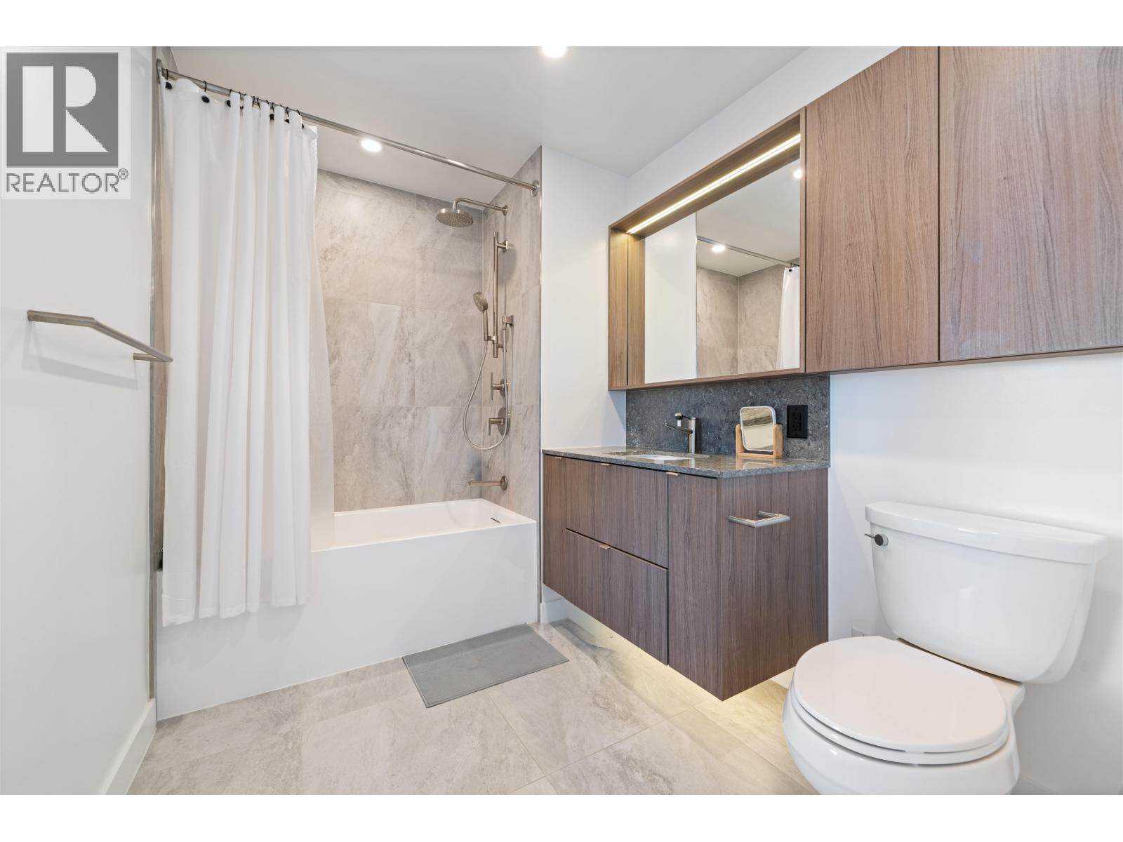 626 Claremont Street, Coquitlam, British Columbia  V3J 0T1 - Photo 11 - R3160602