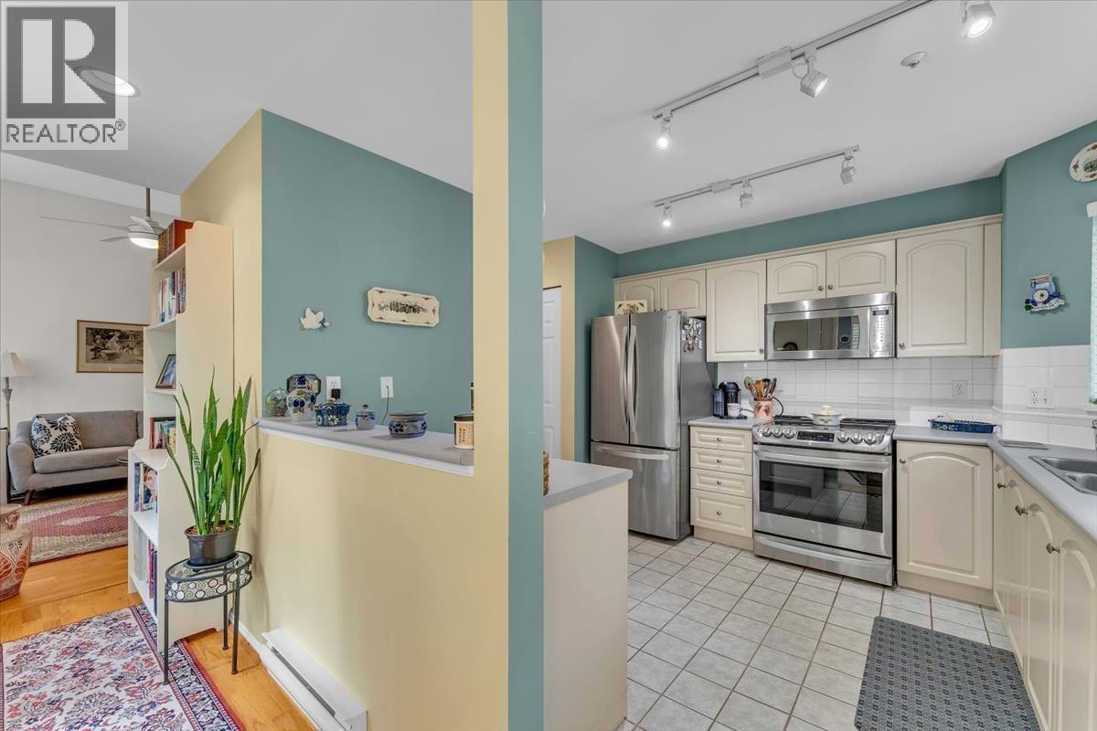 314 128 W 8th Street, North Vancouver, British Columbia  V7M 3M1 - Photo 14 - R3160612
