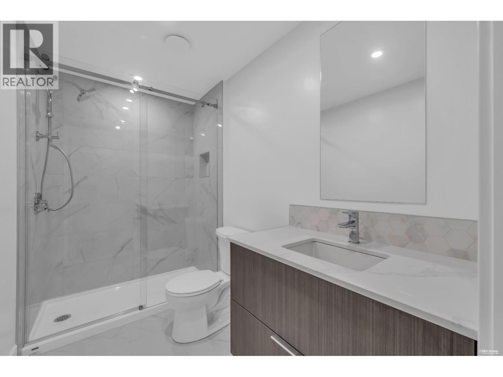 1726 Templeton Drive, Vancouver, British Columbia  V5N 0K2 - Photo 7 - R3160633