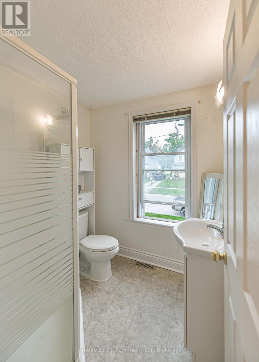 281 Nottawasaga Street, Orillia, Ontario  L3V 3K5 - Photo 48 - S13734330