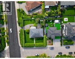 799 DONEGAL PLACE, North Vancouver, British Columbia