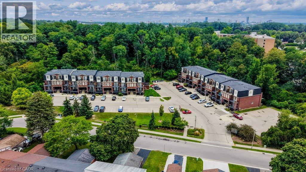45 CEDARHILL Crescent Unit# 9C, Kitchener, Ontario