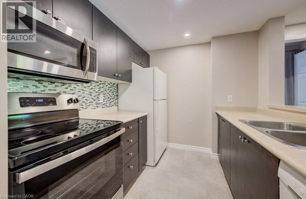 45 Cedarhill Crescent Unit# 9c, Kitchener, Ontario  N2E 0A2 - Photo 7 - 40858135