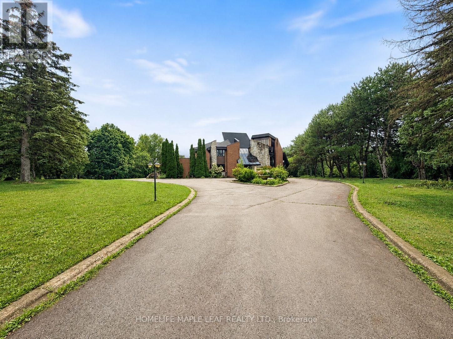 10 Edgeforest Drive, Brampton, Ontario  L6P 0E1 - Photo 3 - W13734332