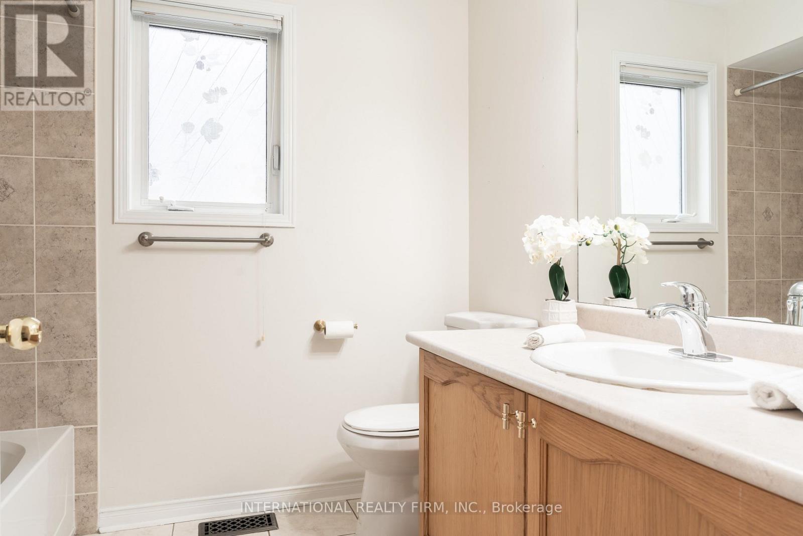 4881 Capri Crescent, Burlington, Ontario  L7M 0H8 - Photo 30 - W13734338