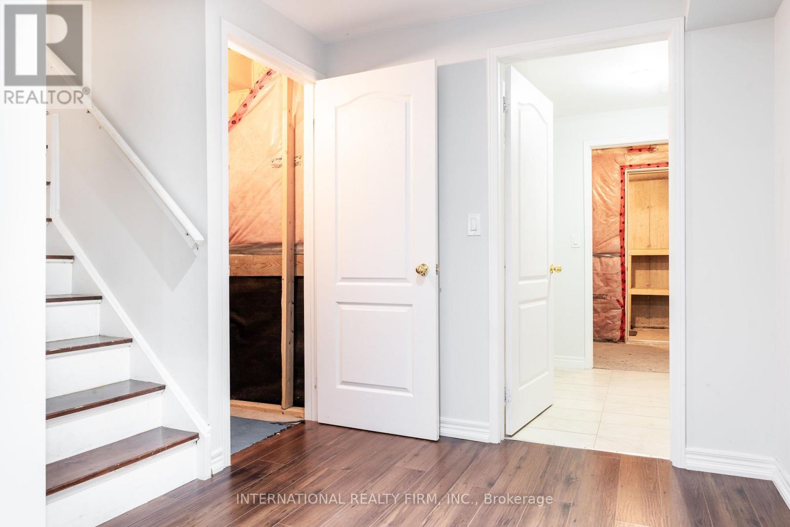 4881 Capri Crescent, Burlington, Ontario  L7M 0H8 - Photo 31 - W13734338